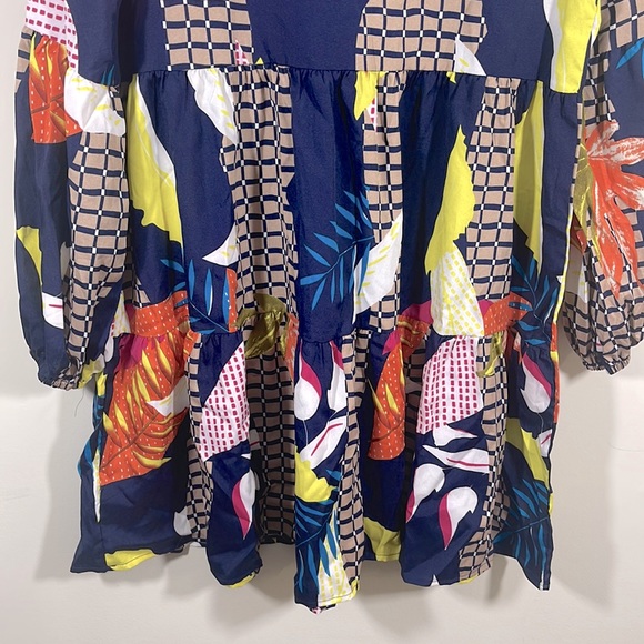 Dress - Picture 7 of 7